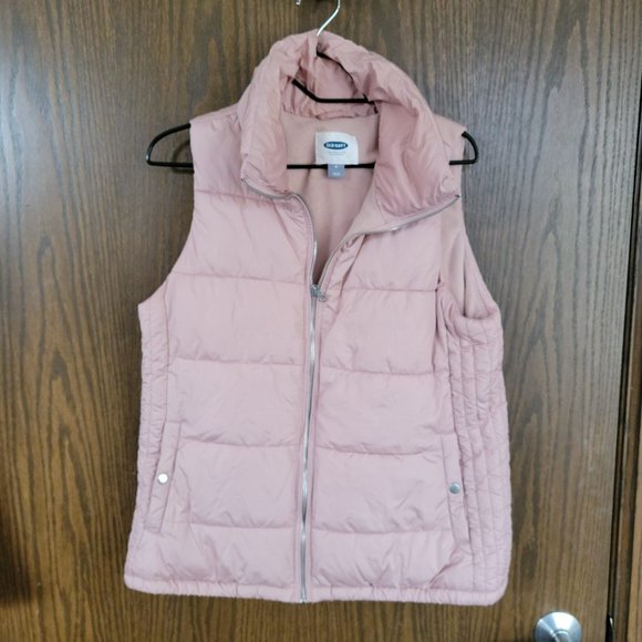 Old Navy Women's Rose Pink Puffer Vest Size Medium - Picture 3 of 8